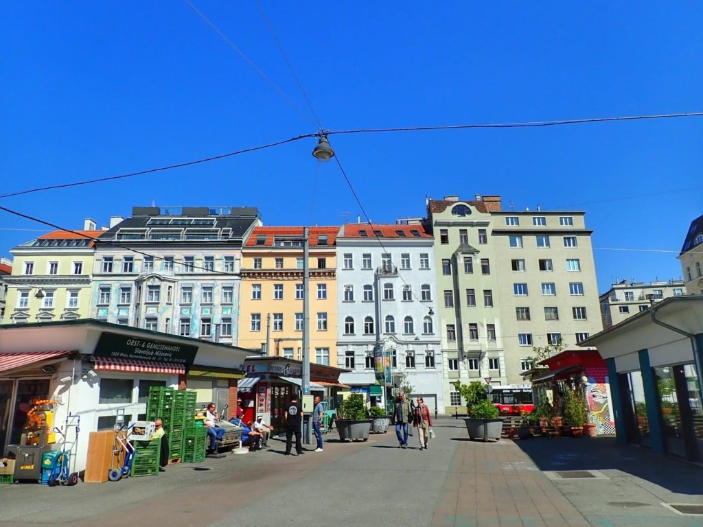 Karmeliterviertel - targ Kamrelitermarkt, Wieden